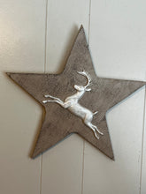Load image into Gallery viewer, Rustic plywood stars