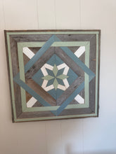 Load image into Gallery viewer, Double ring barn quilt